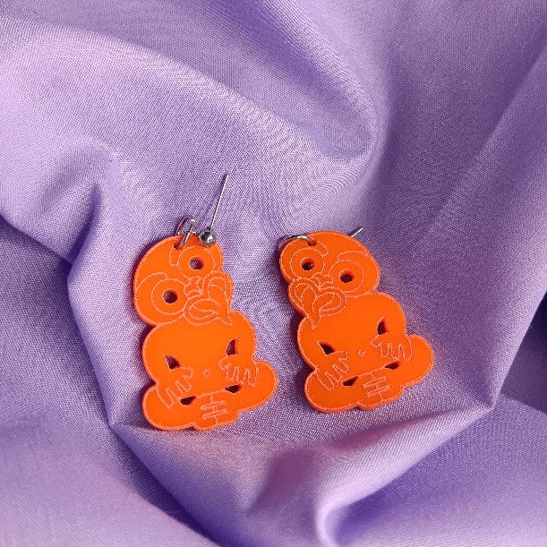 MINI TIKI EARRINGS